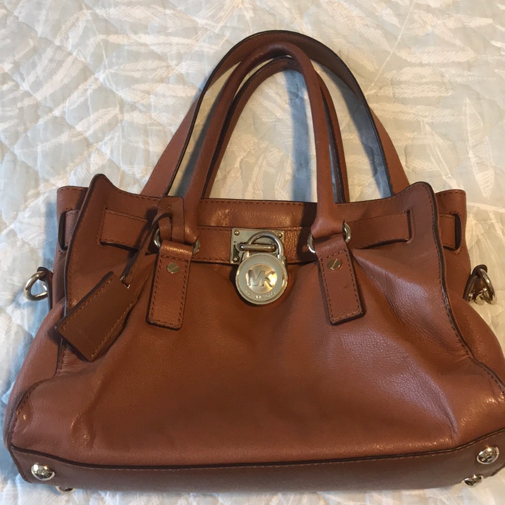 Michael Kors MK Tobacco tote purse with key